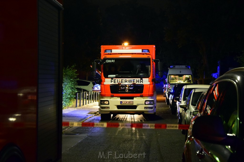 Feuer 2 Y Kellerbrand Koeln Ostheim Ruppinerstr P181.JPG - Miklos Laubert